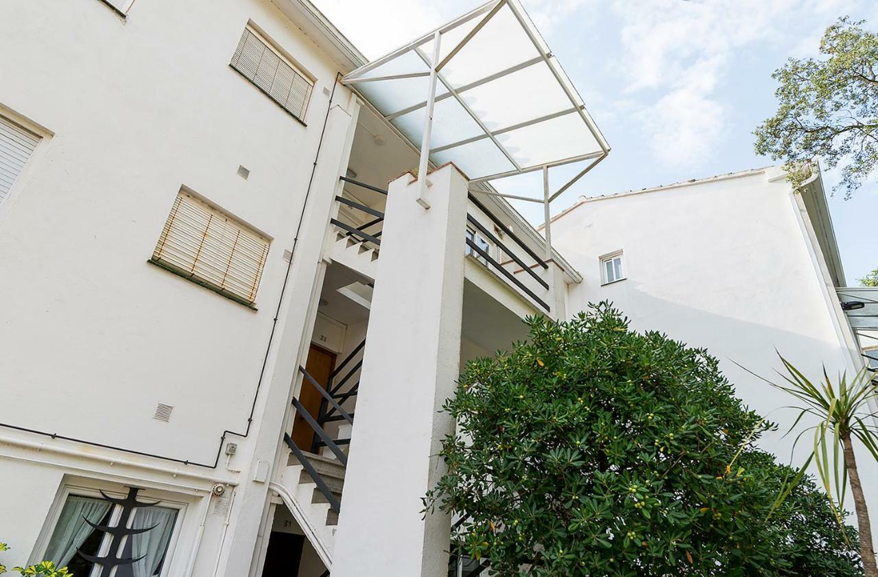 Azteka Blue 2 Bed Apartment Calella De Palafrugell Exteriör bild